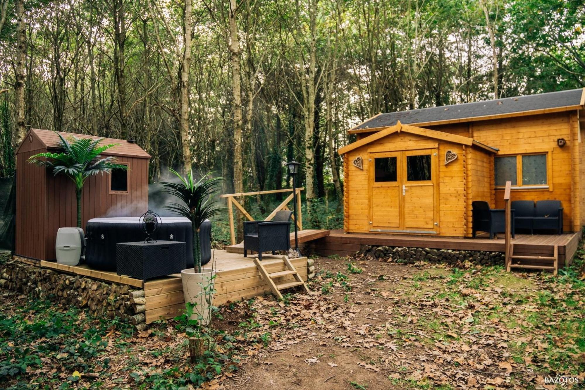 Cabane Insolite Avec Escape Game Saint-Évarzec Eksteriør billede